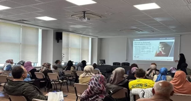 Sakarya’da ebeveyn-çocuk ilişkisi konuşuldu