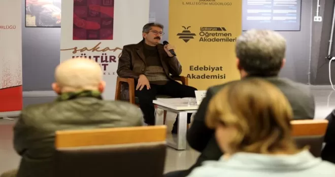 Sakarya’da “Hakkın Sesi, Hakikatin Yüzü Mehmed Âkif” söyleşisi