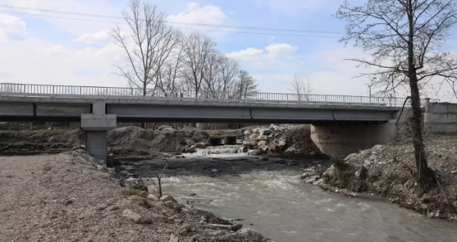 Sakarya’da Karapürçek Mesudiye Köprüsü ile geçişler güvenli hale geldi