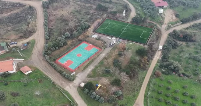 Sakarya Geyve’de spor sahaları hizmete gün sayıyor