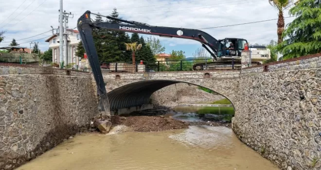 Sakarya Hendek’te dere ıslah çalışmaları tamamlandı