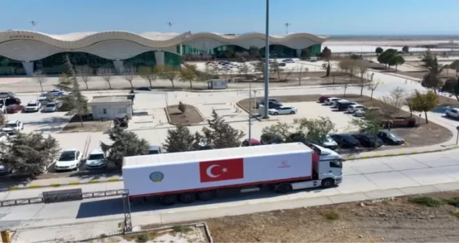 Şam’a zorlu hava koşullarında Türkiye’den iniş desteği