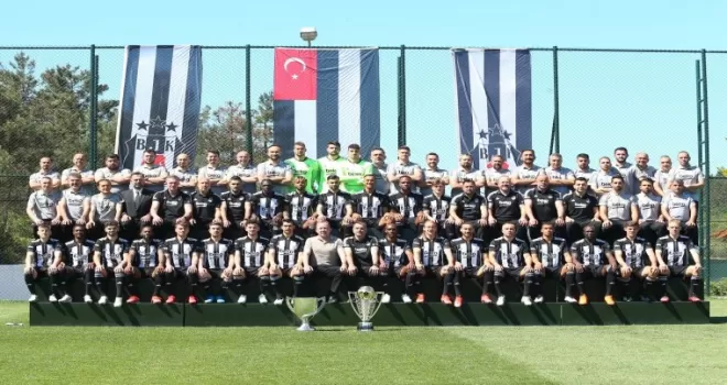 Taksim Metro istasyonunda bir kişi intihar girişiminde bulundu. İntihar girişimi nedeniyle Taksim istasyonu geçici olarak kapatıldı. M2 Yenikapı-Hacıosman hattında seferler Yenikapı-Şişhane ve Şişli/Mecidiyeköy-Hacıosman istasyonları arasında yapılıyor.
