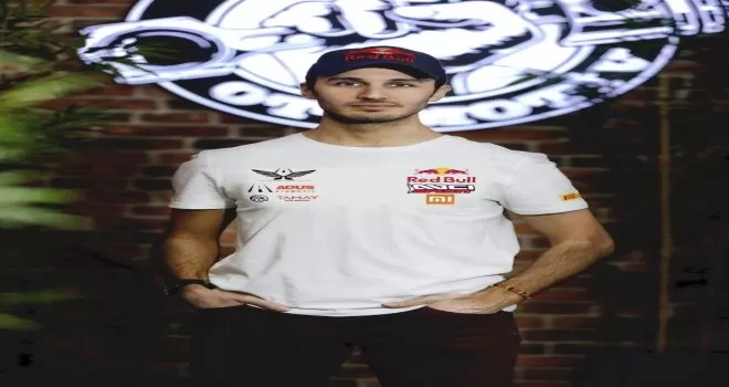 Şampiyon pilotun yeni takımı belli oldu
