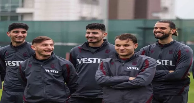 Şampiyon Trabzonspor, ilk antrenmanı yaptı
