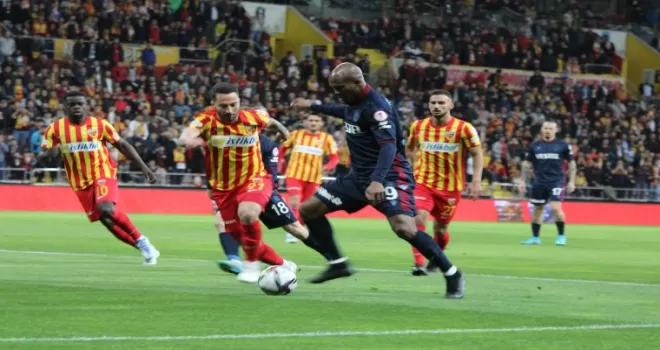 Şampiyon Türkiye Kupasına Havlu Attı!