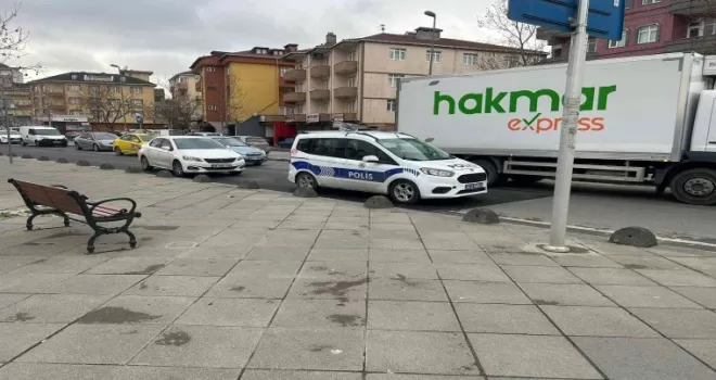 Sancaktepe’de eşine sokak ortasında kurşun yağdırdı
