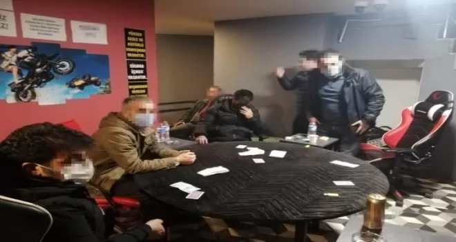 Sancaktepe’de kumar oynayan şahıslara baskın
