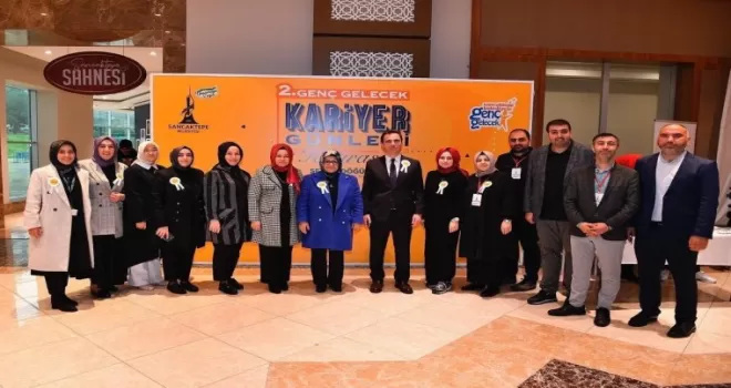 Sancaktepeli gençlere kariyer yolunda büyük destek
