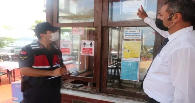 Sarıyer’de jandarmadan korona virüs denetimi
