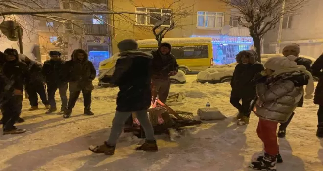 Sarıyer’de kar yağışı şiddetini artırdı
