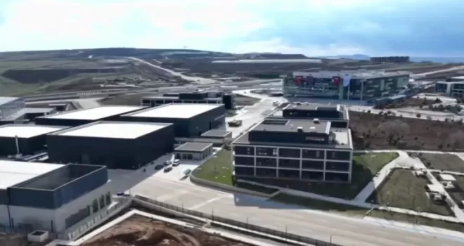 Savunma sanayiinde önemli bir eşik... Roketsan’dan milyar dolarlık yatırım