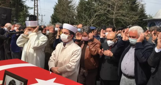 Şehit Türk Yıldızları pilotu son yolculuğuna uğurlandı
