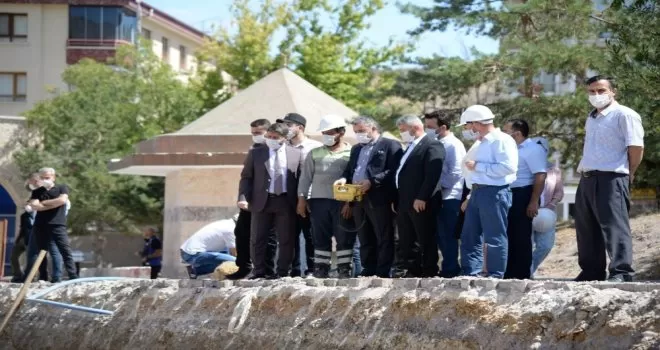 Şehitlik Meydanı için ilk kazma vuruldu
