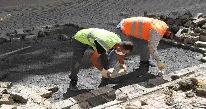 Selden etkilenen mahallelerde çalışmalar devam ediyor
