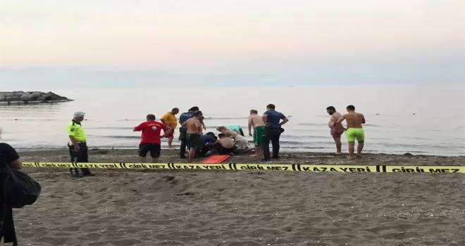 Serinlemek için girdiği denizde boğuldu
