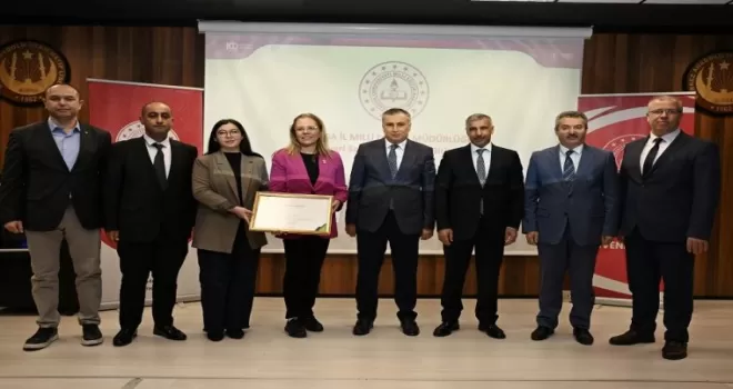 Sıfır atıkta Bursa birincisi İnegöl’e çevre beratı