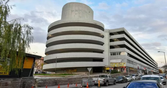 Sıhhiye Çok Katlı Otoparkı yeniden hizmete açıldı
