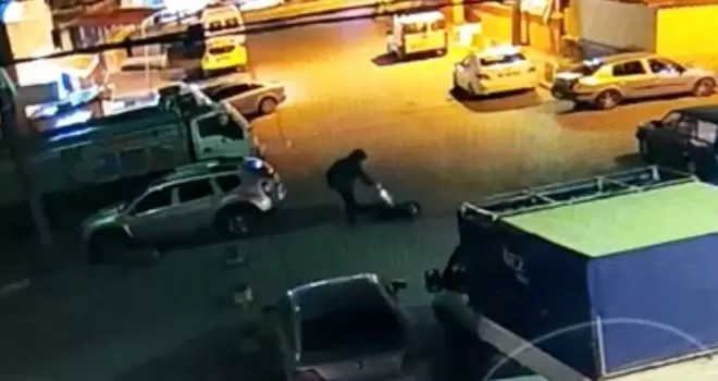 Silahla arkadan yaklaşıp muhtarı böyle öldürmüş
