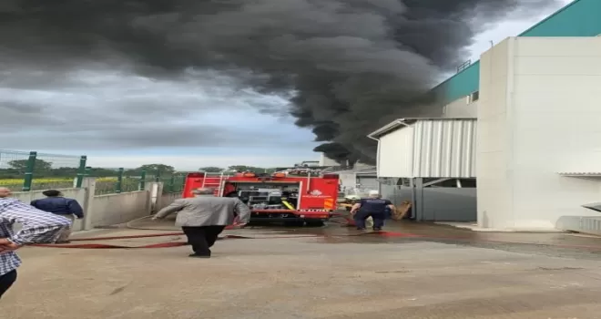 Silivri’de otomotiv yedek parça fabrikasında yangın

