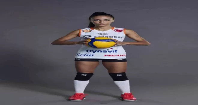 Simge Aköz: "Tek amacımız kupayı eve getirmek"
