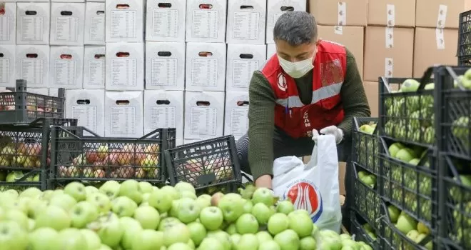 Sincan Belediyesi hayırsever ile ihtiyaç sahibi arasında köprü oldu

