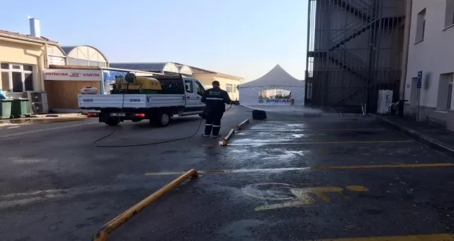 Sincan Belediyesi kısıtlama günlerinde de hijyen sağladı
