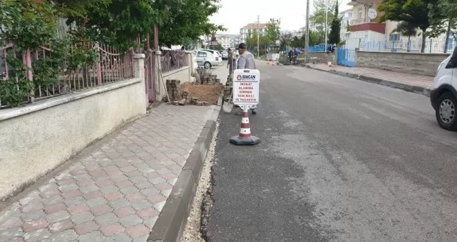 Sincan’da kaldırımlara bakım
