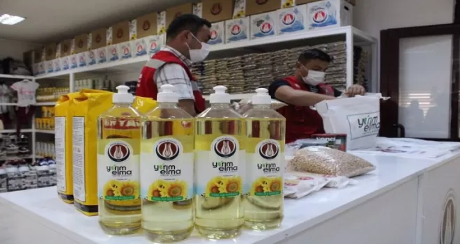 Sincan’daki Hayır Çarşısı yürekleri ısıtıyor
