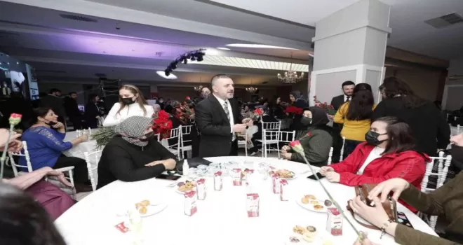 Sincanlı kadınlar Kadınlar Günü’nü kutladı
