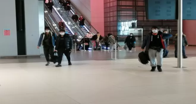 Sivas‘ta 14 günlük karantina süresi dolan öğrenciler İstanbul’a döndü
