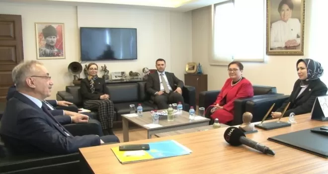 Siyasi partilerden İYİ Parti’ye bayram ziyareti
