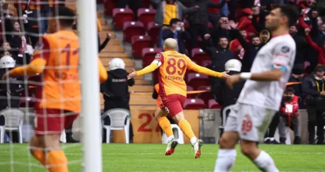 Sofiane Feghouli 5. golünü atı
