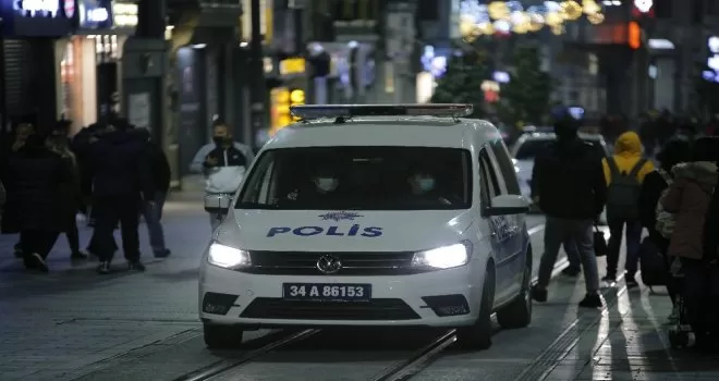 Sokağa çıkma kısıtlaması başladı
