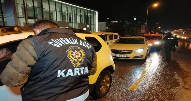 Sokağa çıkma kısıtlaması denetimlerinde ceza yağmaya devam ediyor
