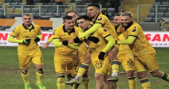 Spor Toto 1. Lig: Ankaragücü 2 -  Denizlispor 1
