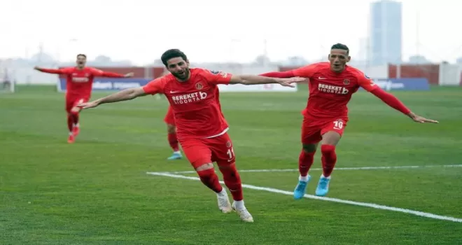 Spor Toto 1. Lig: Ümraniyespor: 3 - Samsunspor: 1
