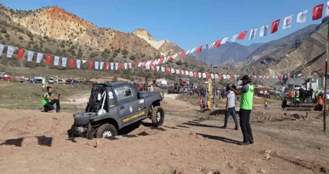Sular altında kalacak ilçede son Off -Road oyunları düzenlendi
