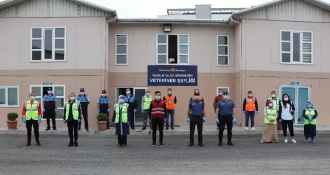 Sultanbeyli’de 50 noktada sokak hayvanlarının ihtiyaçları karşılanıyor
