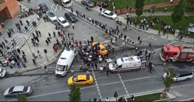 Sultangazi’de trafik kazası: 5 yaralı
