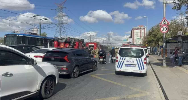 Sultangazi’de tramvaydan çıkan duman seferler aksattı
