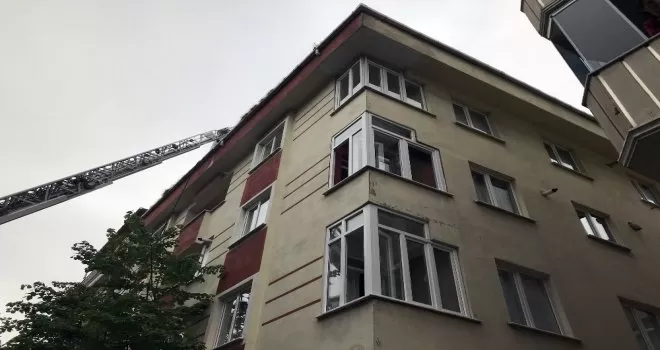 Sultangazi’de yangın paniği
