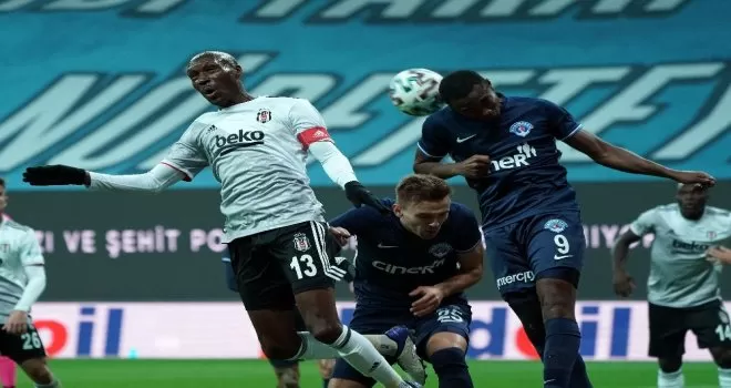 Süper Lig: Beşiktaş: 1 - Kasımpaşa: 0 (İlk yarı)
