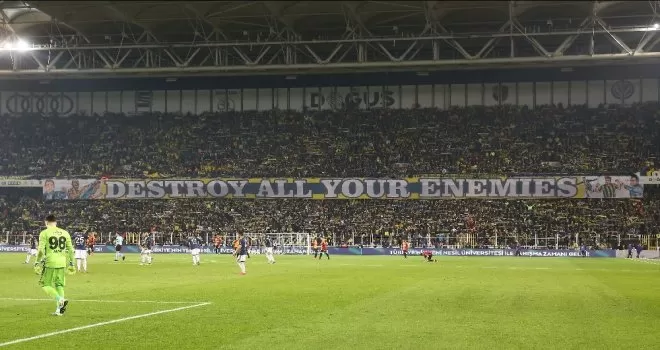 Süper Lig: Fenerbahçe: 1 - Galatasaray: 3 (Maç sonucu)
