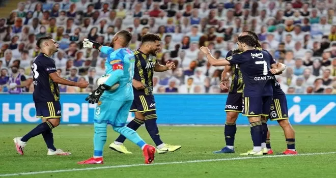Süper Lig: Fenerbahçe: 2 - Göztepe: 1  (Maç sonucu)
