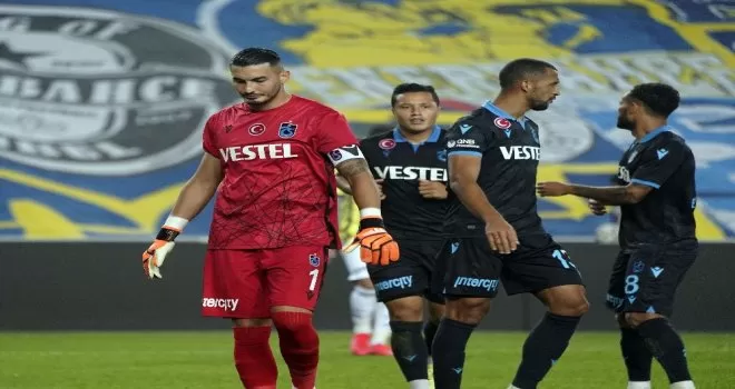 Süper Lig: Fenerbahçe: 3 - Trabzonspor: 1 (Maç sonucu)
