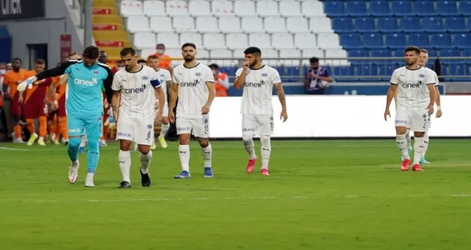 Süper Lig: Kasımpaşa: 0 - Galatasaray: 0 (Maç devam ediyor)

