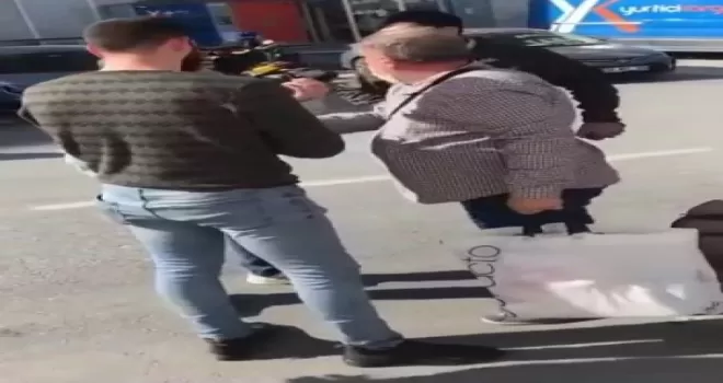 Taksici ile turistin "Beylikdüzü" kavgası kamerada
