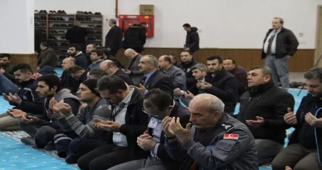 Taksiciler İdlib şehitleri için mevlit okuttu
