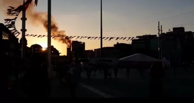 Taksim’de otelde korkutan yangın
